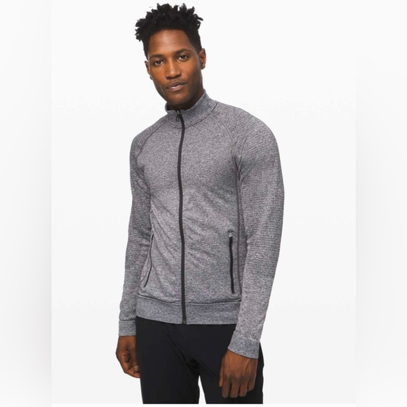 EUC LULULEMON MEN’S Engineered Warmth Jacket, size large - Picture 1 of 9